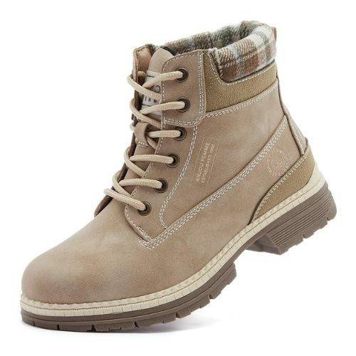 Anjoufemme Women Hiking Boots in white background
